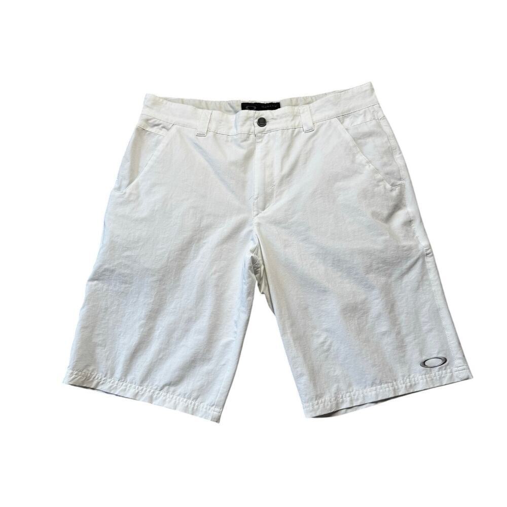 OAKLEY Men's Shorts, Size 36; White; Lightweight, quick dry material